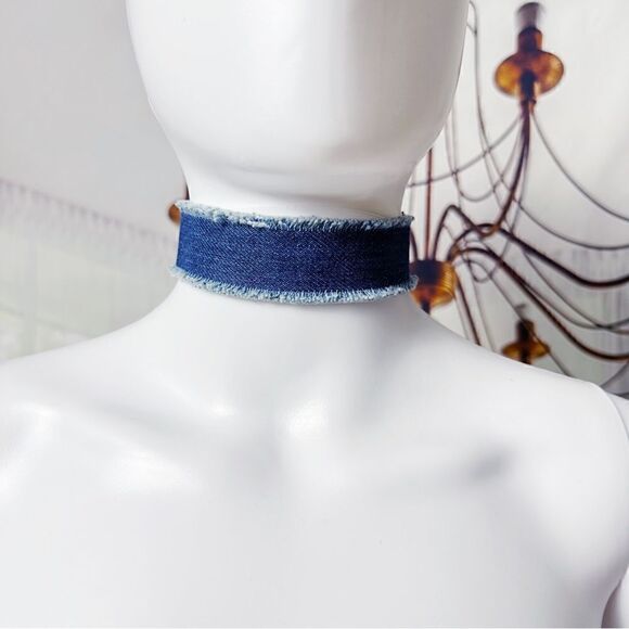 ɢᴜᴄ ᴜᴏ ᴅᴇɴɪᴍ ꜱᴇʟᴠᴀɢᴇ ᴇᴅɢᴇ ᴄʜᴏᴋᴇʀ ɴᴇᴄᴋʟᴀᴄᴇ - Picture 5 of 14